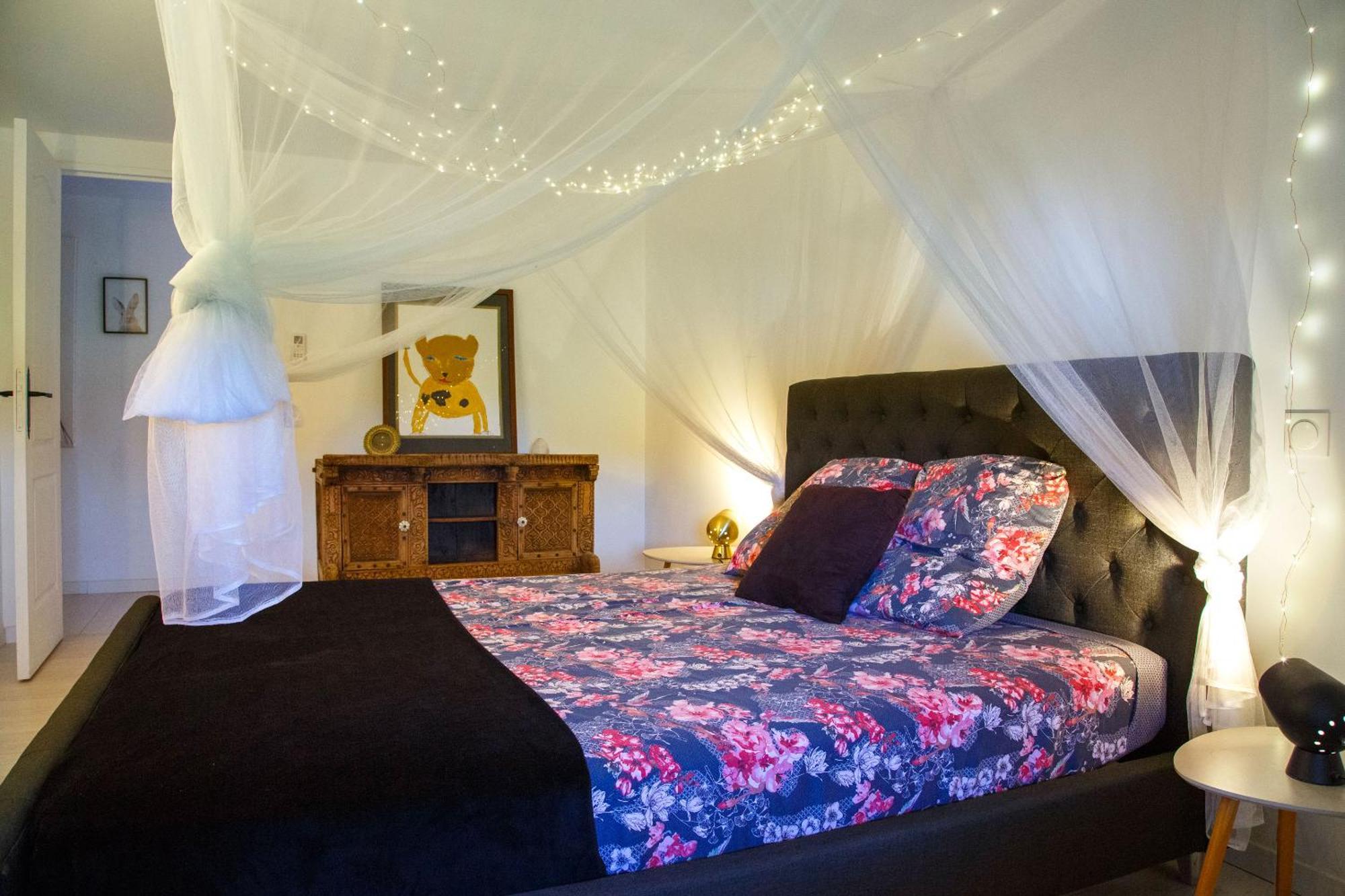 Ritournelle En Provence 18 Personnes 4 Etoiles Villa แปร์นส์-เลส์-ฟงแตนส์ ภายนอก รูปภาพ