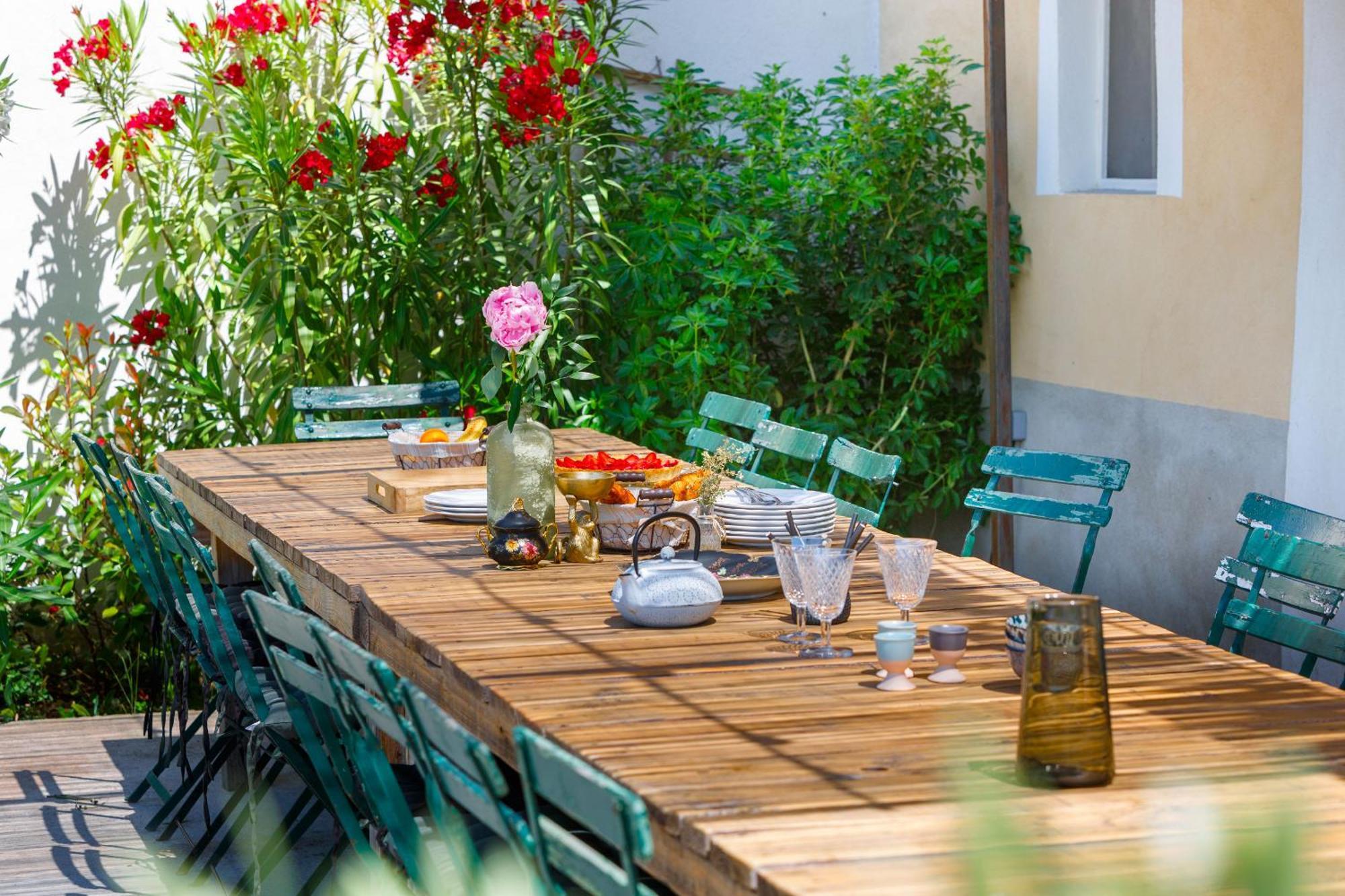 Ritournelle En Provence 18 Personnes 4 Etoiles Villa แปร์นส์-เลส์-ฟงแตนส์ ภายนอก รูปภาพ